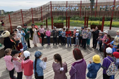 Бугульминские библиотеки провели этно-праздник «Кукушкин чай»