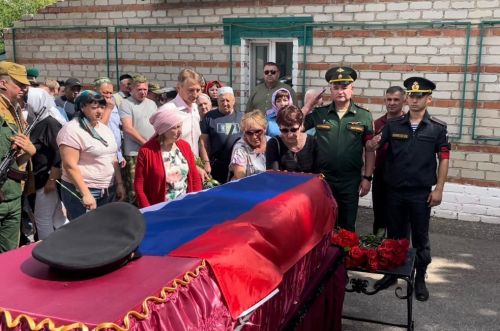 В Бугульме проводили в последний путь бойца СВО Бекмухамедова Эдуарда