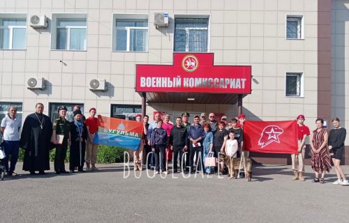 Двое бугульминцев отправились на службу по контракту