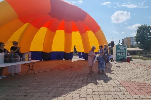 Женсовет Бугульмы помог собраться в школу ребятам из малоимущих и многодетных семей
