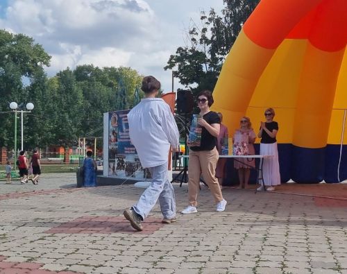 Женсовет Бугульмы помог собраться в школу ребятам из малоимущих и многодетных семей
