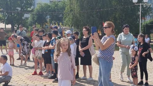 Женсовет Бугульмы помог собраться в школу ребятам из малоимущих и многодетных семей