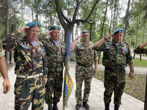 В Бугульме отмечают 93-ю годовщину с даты основания Воздушно-десантных войск