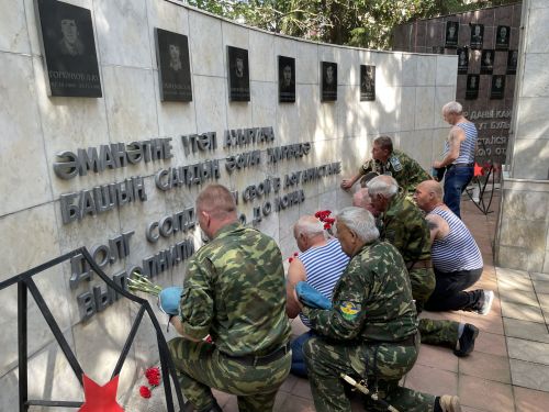В Бугульме отмечают 93-ю годовщину с даты основания Воздушно-десантных войск