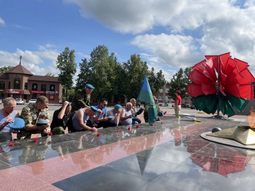 В Бугульме отмечают 93-ю годовщину с даты основания Воздушно-десантных войск