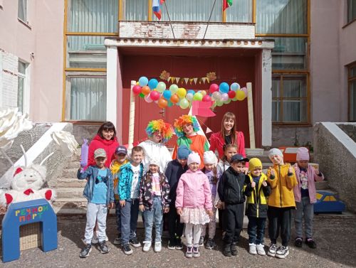 В День знаний к ребятам из детского сада Бугульмы пришли необычные гости