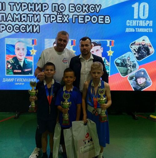 Бугульминцы завоевали золото и серебро в турнире по боксу ко Дню танкиста
