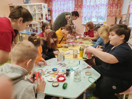 Урок доброты провели для воспитанников центра «Возрождение»