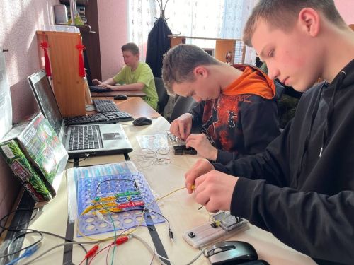 В кадетской школе провели цифровой техно-квест