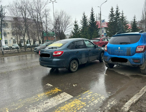 В Бугульме автоинспекторы напоминают об ответственности за нарушение правил парковки