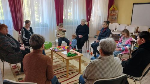 В центре «Возрождение» провели тренинг для родителей