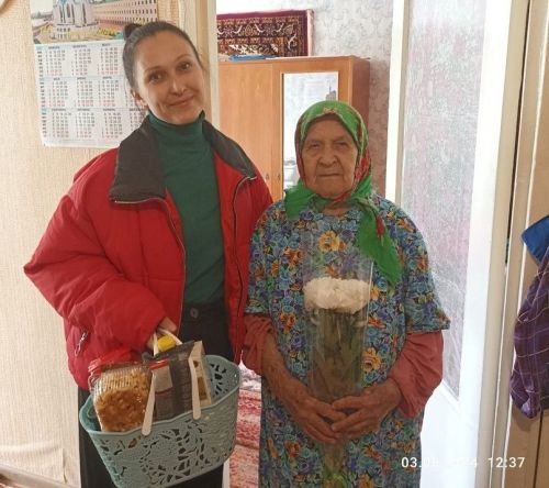 Женсовет Бугульминского района посетил пожилых одиноких тружениц тыла и детей войны
