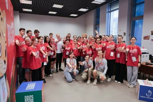 Олимпийский чемпион поблагодарил волонтеров Игр БРИКС