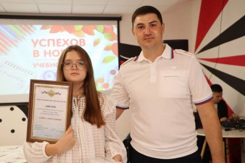 В Бугульме поздравили победительницу конкурса детского творчества «Полицейский Дядя Степа»