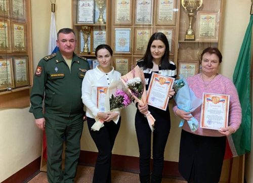 Работники нескольких организаций получили грамоты военного комиссара Бугульмы