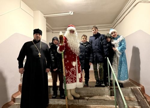 Юных бугульминцев поздравил Полицейский Дед Мороз