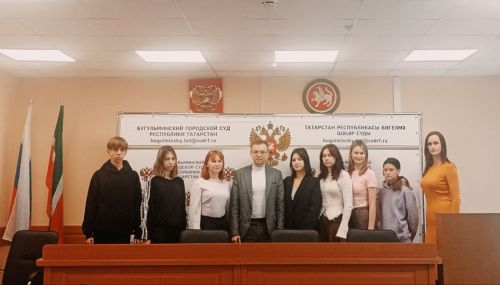 Студенты бугульминского колледжа ознакомились с работой городского суда