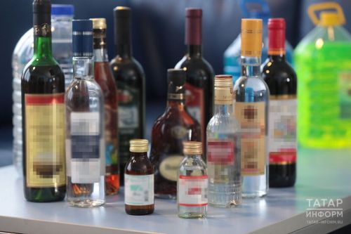 Бөгелмә кафеларының берсендә легаль булмаган спиртлы эчемлек тапканнар