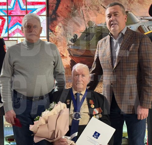 Бөгелмәлегә Бөек Җиңү юбилеена медаль тапшырдылар