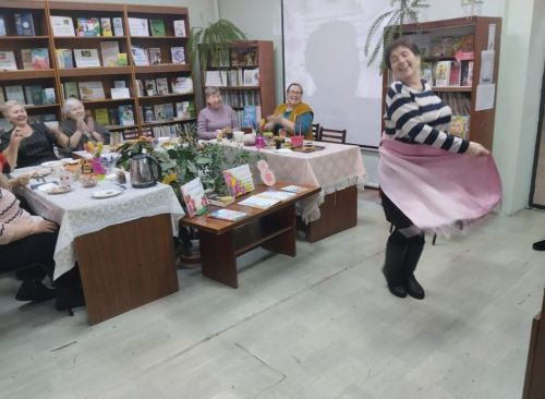 Бугульминок поздравили с наступающим праздником 8 Марта