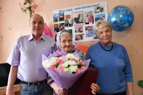 Труженица тыла из Бугульмы Анна Булгакова отметила 95-летие