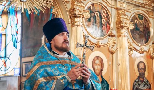 Благочинный Бугульминского округа отец Георгий поздравил православных со Светлой Пасхой