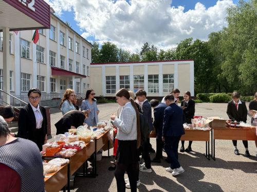 Лицеисты из Бугульмы провели ярмарку национальной кухни