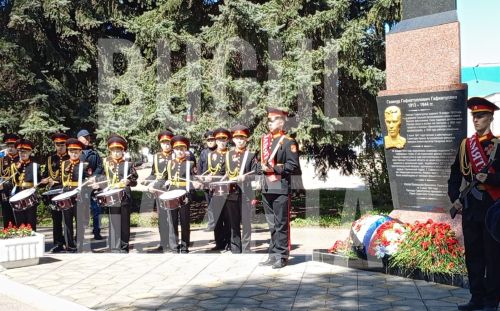 В Бугульме провели митинг памяти Газинура Гафиатуллина