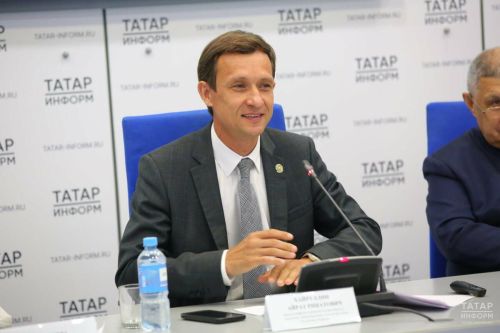 Битва роботов и Crypto Forum: Министерство цифрового развития РТ представило новые инициативы Kazan Digital Week-2025