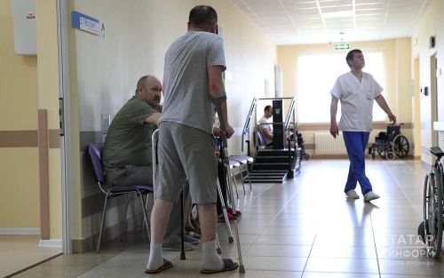 Положен ли больничный во время отпуска и что делать, если заболел, находясь за границей