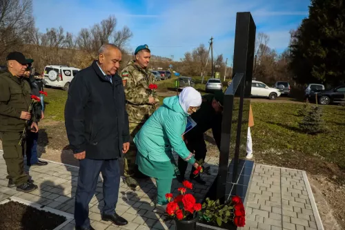 В Татарско-Дымском сельском поселении Бугульминского района открыли мемориал героям СВО