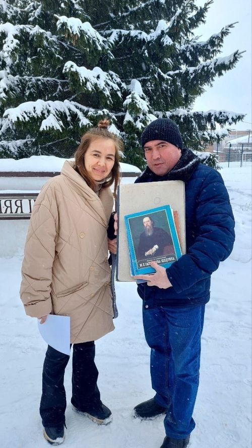 В Бугульме прошла акция «Мысль пера» ко Всемирному дню писателя