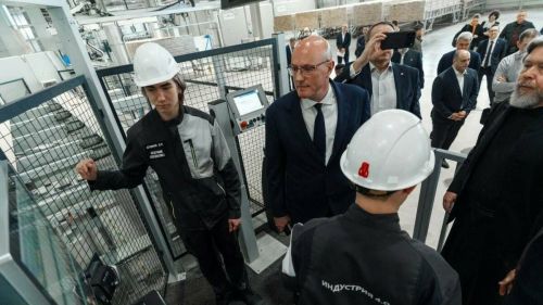 Дмитрий Чернышенко высоко оценил работу ОЭЗ «Алабуга» и «Алабуга Политех»