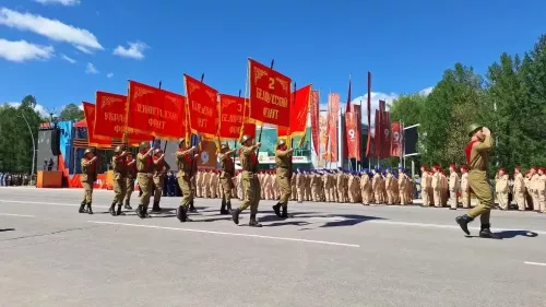 В Бугульме прошел парад в честь 81-й годовщины Великой Победы