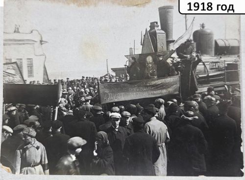 Фотоархив: первомайские демонстрации в Бугульме прошлого