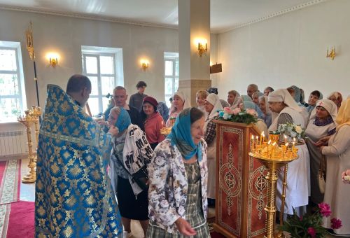 В Александро-Невском мужском монастыре села Сосновка Бугульминского района состоялась Божественная литургия