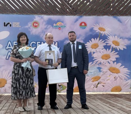 Самые крепкие пары Бугульмы поздравили с Днем семьи, любви и верности