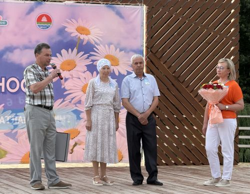 Самые крепкие пары Бугульмы поздравили с Днем семьи, любви и верности
