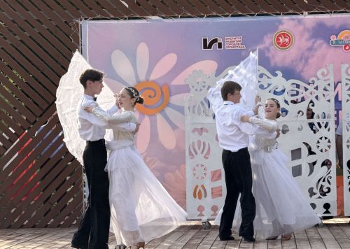 Самые крепкие пары Бугульмы поздравили с Днем семьи, любви и верности
