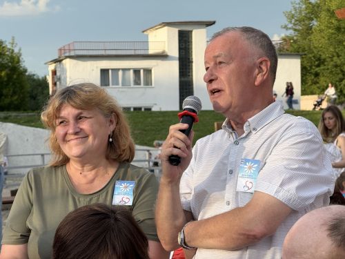 Самые крепкие пары Бугульмы поздравили с Днем семьи, любви и верности