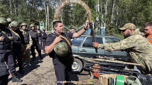 Полицейские Бугульмы и страйкболисты Татарстана отработали навыки тактической подготовки