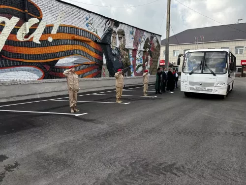 В Бугульминском военном комиссариате прошла очередная отправка контрактников