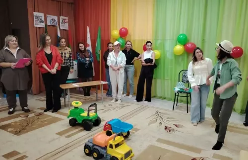 В детском саду №6 «Дюймовочка» Бугульмы прошло родительское собрание по безопасности на дорогах