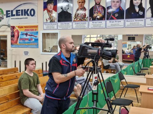 В Бугульме регулярно проходят соревнования по тяжелой атлетике высочайшего уровня