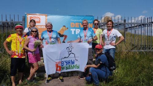 Александр Егоров дважды в неделю преодолевает километры по улицам города в компании других представителей сообщества «Бегуны Бугульмы»