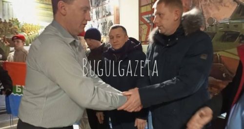 Первая группа добровольцев в этом году отправилась из Бугульмы на защиту Родины