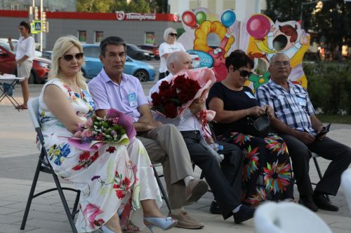 В Бугульме наградили семьи, которые внесли большой вклад в развитие и процветание родного края