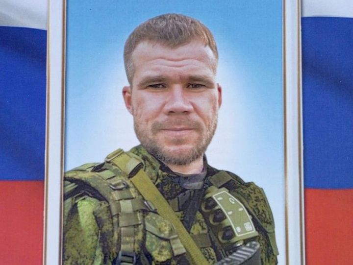 Бөгелмәле МХОда машина йөртүче-санитар булып хезмәт иткән