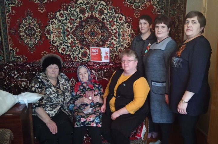 Бөгелмә районында тыл хезмәтчәне белән очрашу уздырдылар