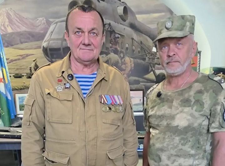 Бөгелмәгә бәреп төшерелгән дошман БПЛА җимерекләре китерделәр